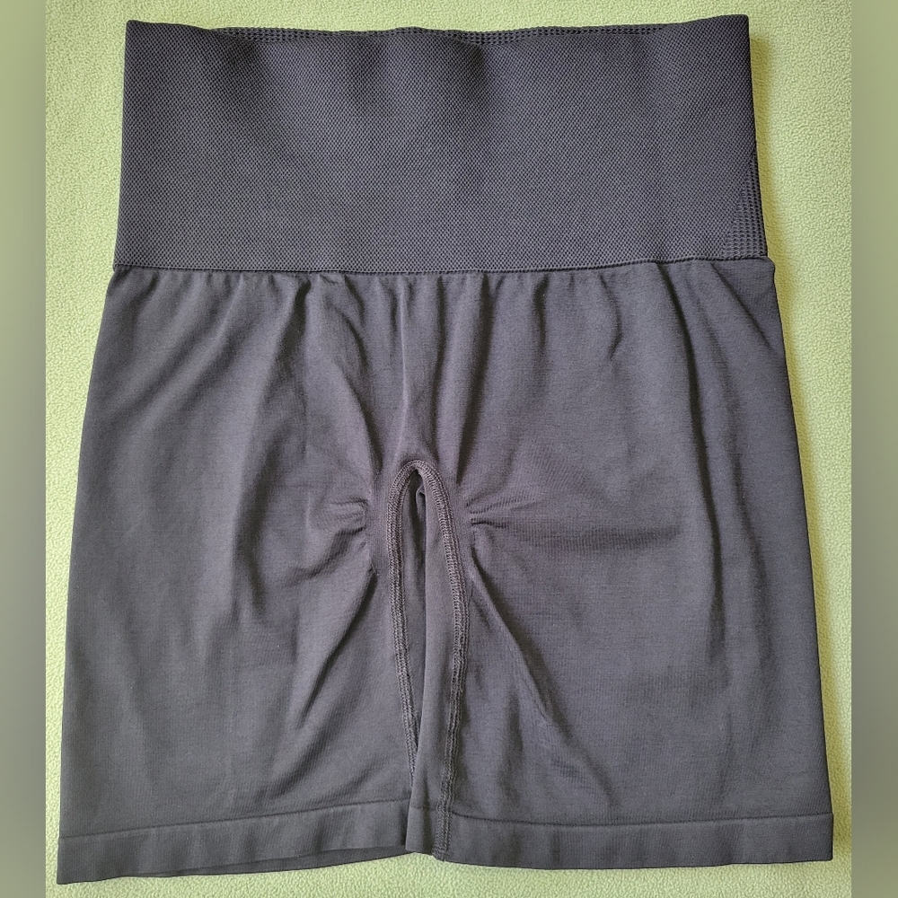 Blanqi Hipster Black High Waisted Athletic Biker Shorts